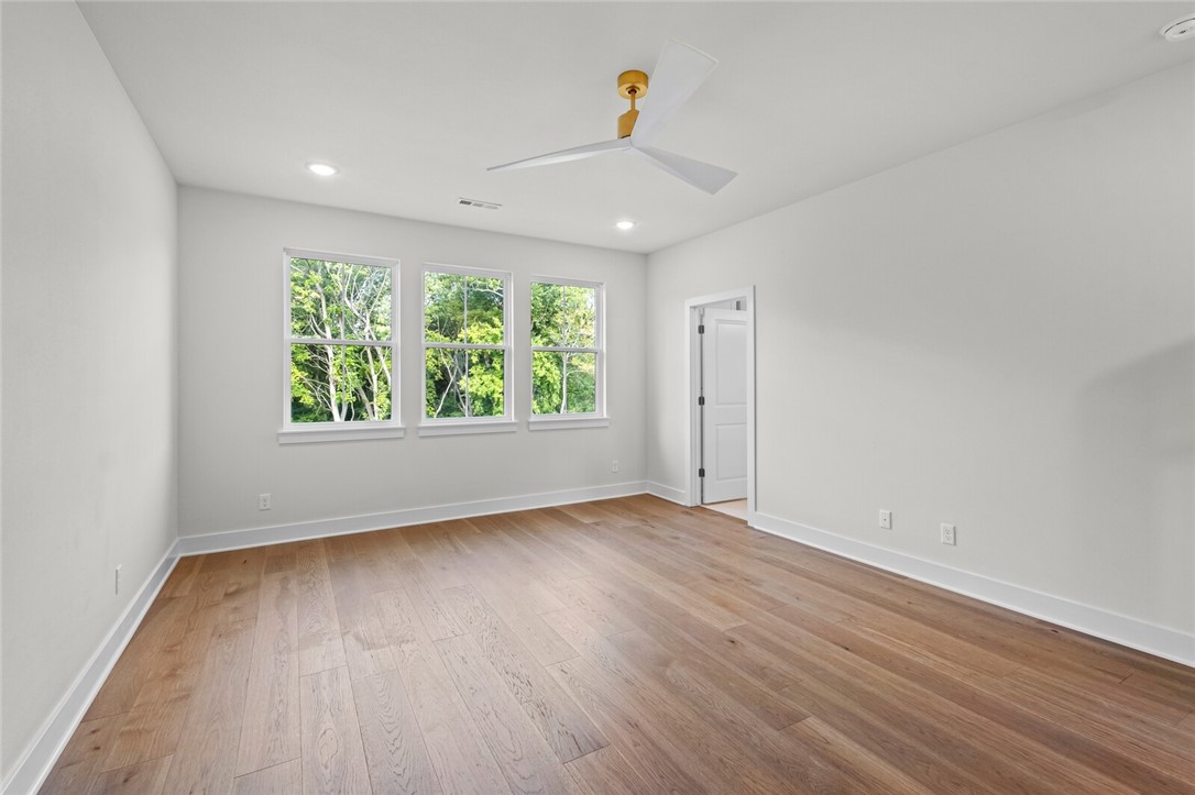 Dutton Woods - Residential