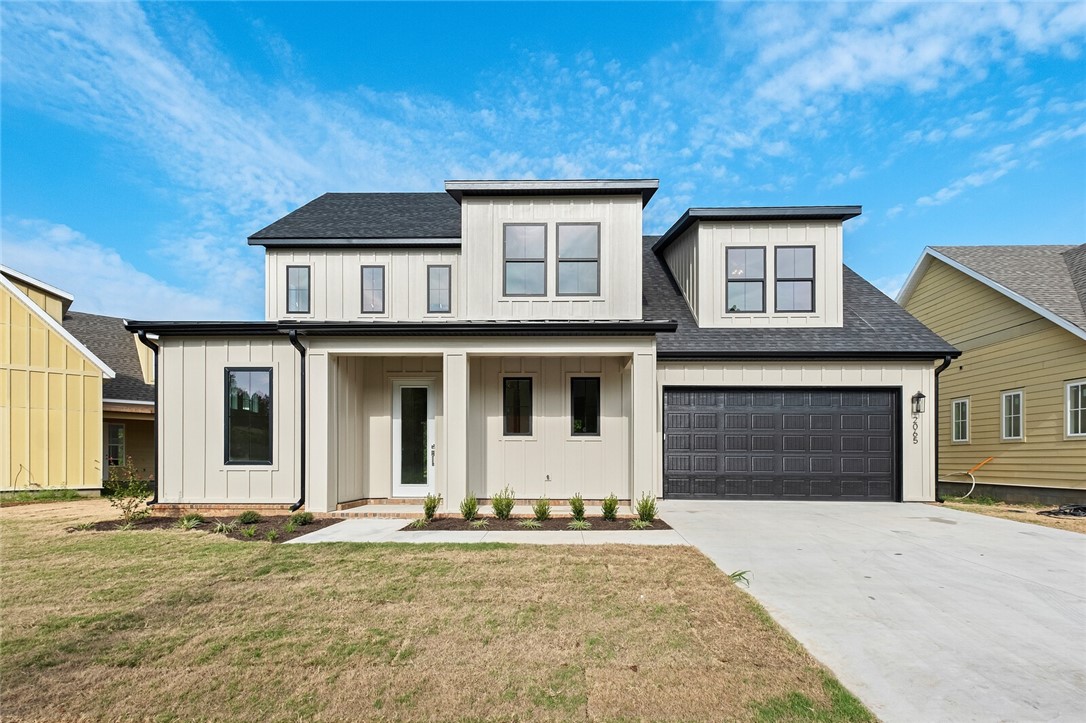 Welcome to Dutton Woods! Fayetteville's premier pocket neighborhood with everything to offer. High end finishes and construction quality. Centrally located and within walking distance to the upcoming entertainment corridor down College Avenue. Root, McNair, and walk to Woodland school district. Only 12 homes will be built so don't miss out.