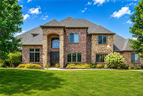 Photo of 3511 Oak Tree Drive, Centerton, AR 72719 (MLS # 1357789)
