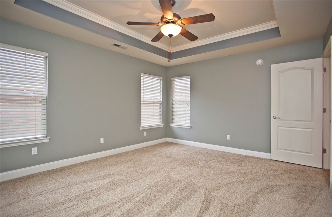 Ridgecrest Meadows Ph 1 Rogers - Residential Lease