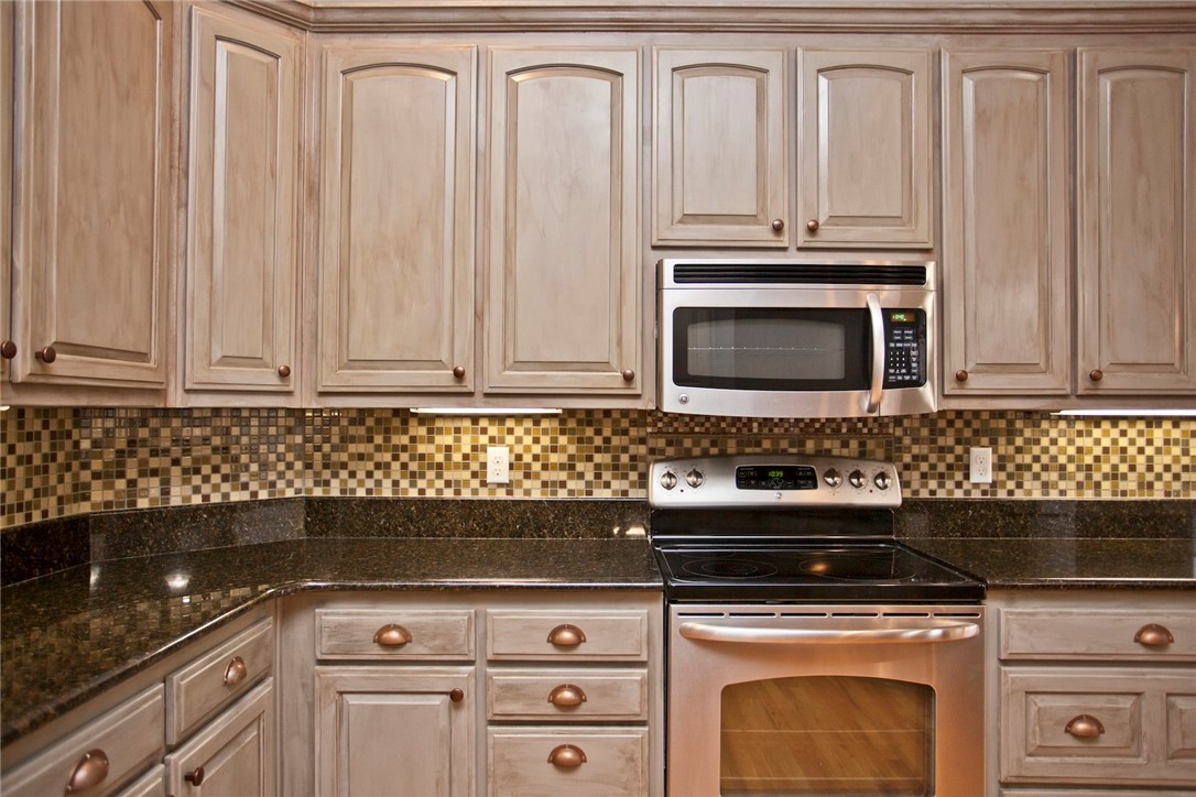 Ridgecrest Meadows Ph 1 Rogers - Residential Lease