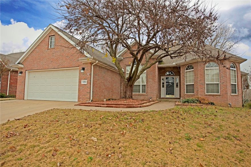 This home has so much to offer. High ceilings and crown moldings, a gas starter fireplace and woods floors, it is very near shopping, schools The Razorback trail system and restaurants. Inside you'll find 3 bedrooms and an office/Den bonus room. Granite counters, Stainless steel appliances complete the kitchen. Outside is a large fenced in back yard and large patio.