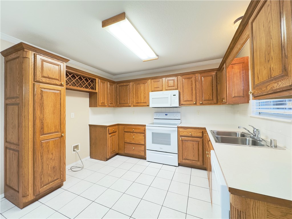 Briarwood Ph I - Residential Lease