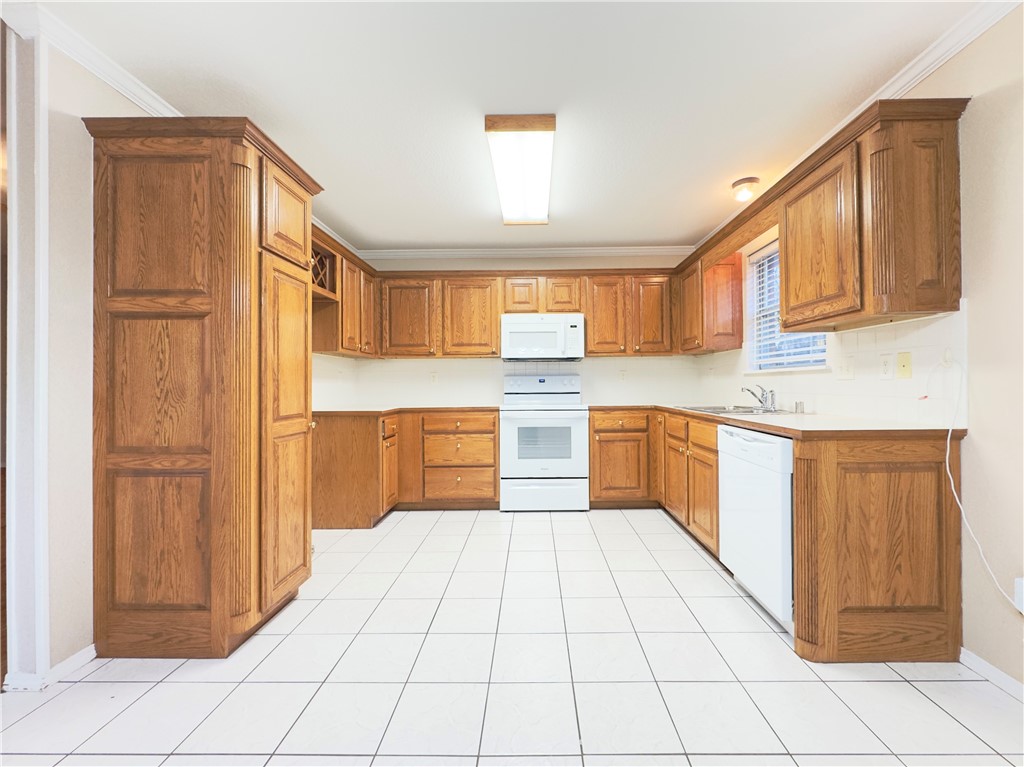 Briarwood Ph I - Residential Lease