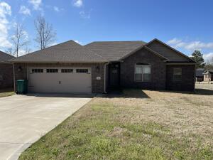 4 Acres with outbuildings, just minutes from Big Piney creek, Indian Creek and the Ozark national forest.