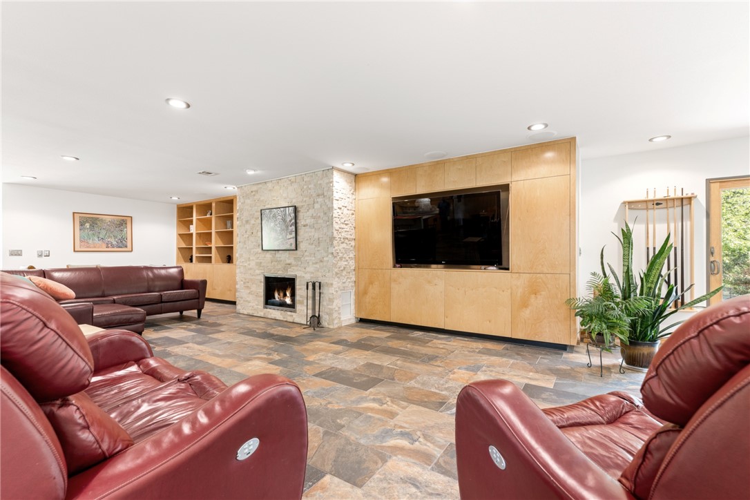 Oakhills - Residential