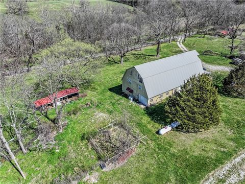 Photo of 751 Bunch Springs Road, Berryville, AR 72616 (MLS # 1339580)