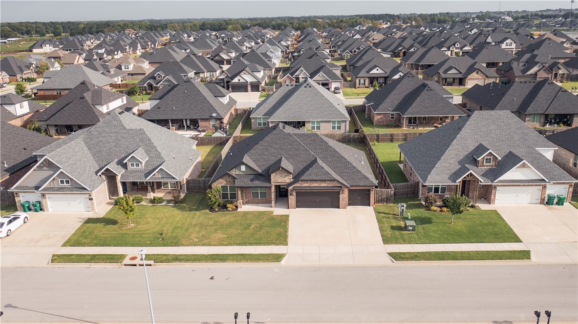 Diamond Estates Ph Iii Centerton - Residential