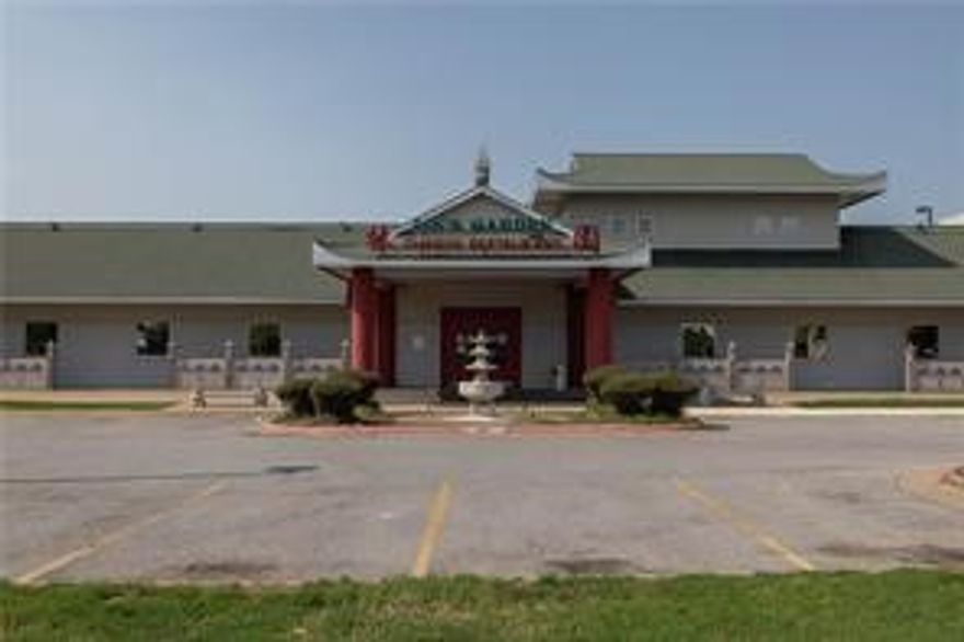 Good traffic counts and visibility makes the property a desirable location. The property is being sold as land and building only. For an additional $500,000, the business may be purchased.
