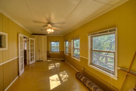 Single Family Residence in Eureka Springs AR 94 County Road 214 29.jpg