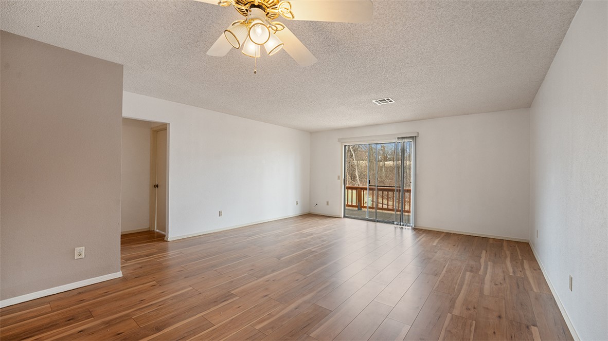 Metfield Courts BVV - Residential Lease