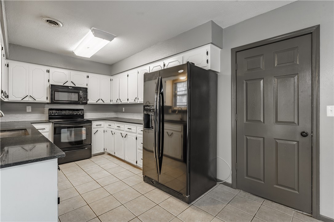 BROADMORE ACRES S/D - Residential