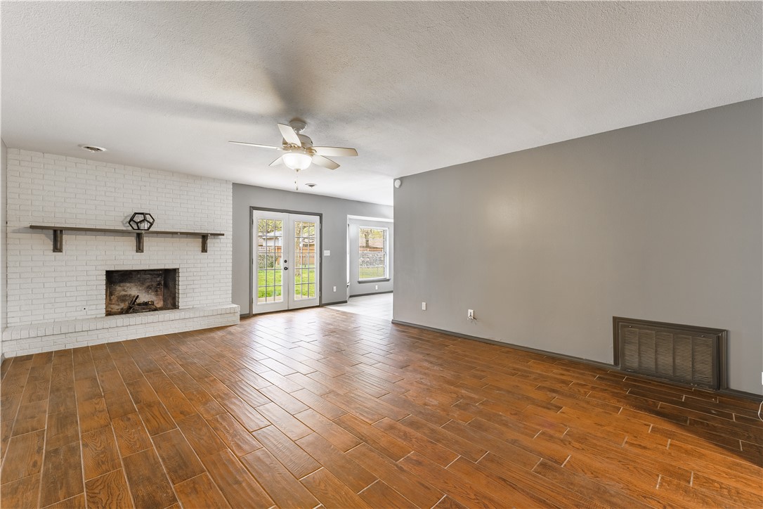 BROADMORE ACRES S/D - Residential