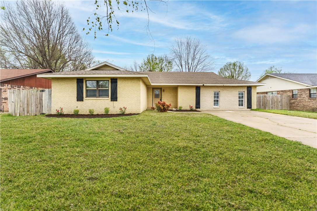 BROADMORE ACRES S/D - Residential