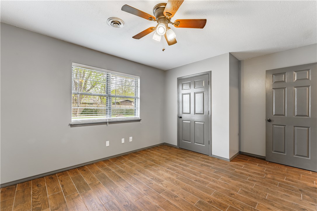 BROADMORE ACRES S/D - Residential