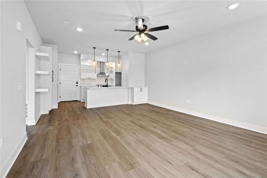 MEDLIN MEADOWS SUB PH 2-BENTONVILLE - Residential