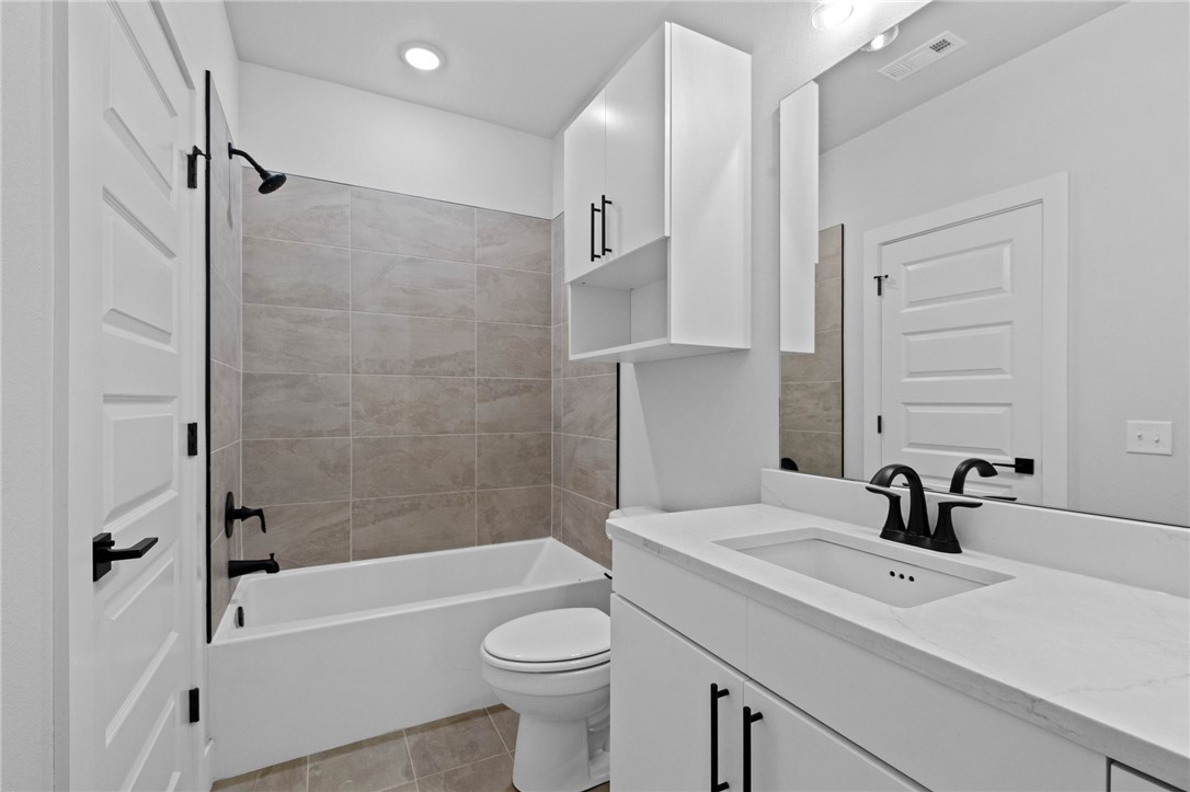 MEDLIN MEADOWS SUB PH 2-BENTONVILLE - Residential