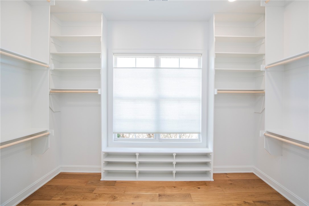 Dutton Woods - Residential