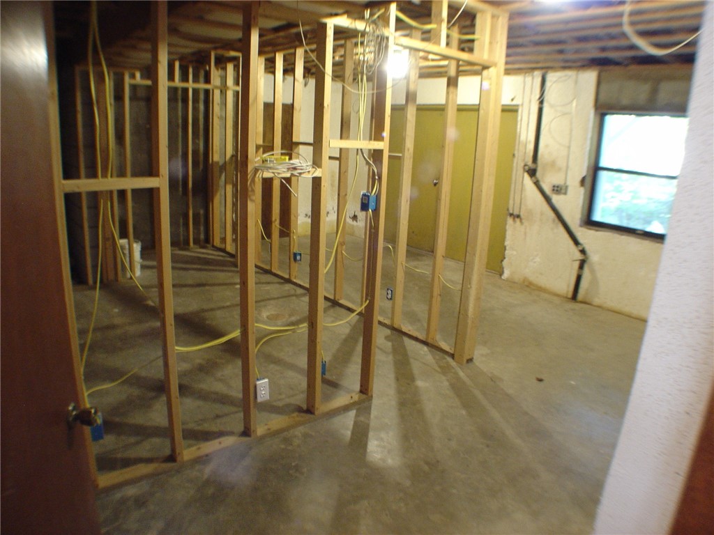 Lakeview Sub Bvv - Residential Lease