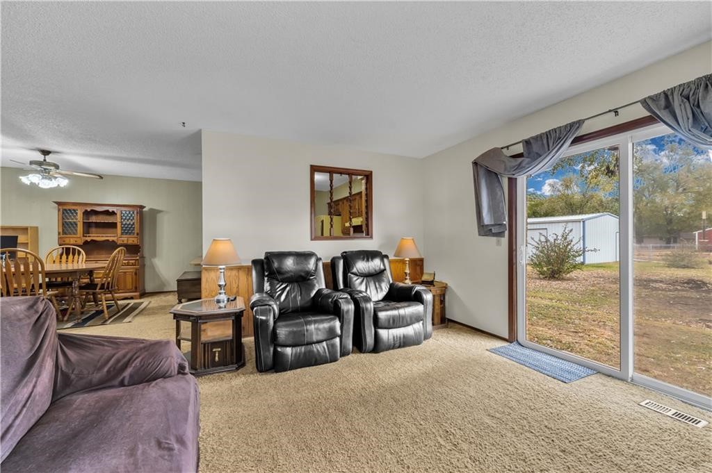 Country Acres Unit 1 Pea Ridge - Residential