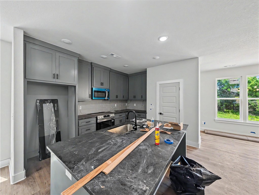 GRANSHIRE SUB-BVV - Residential