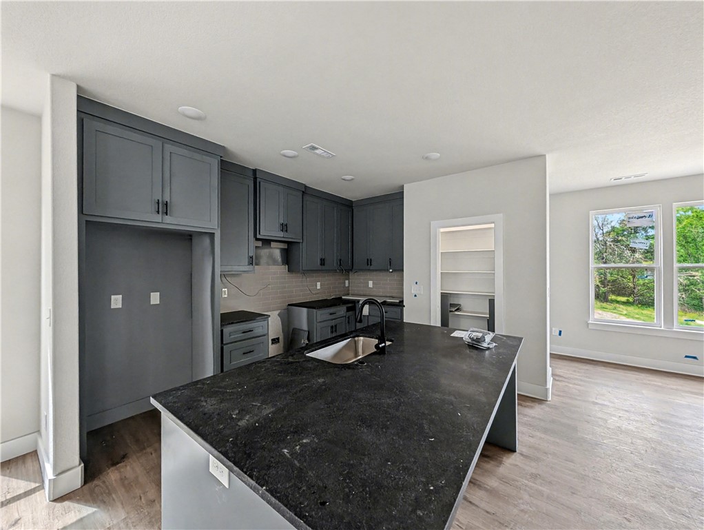 GRANSHIRE SUB-BVV - Residential