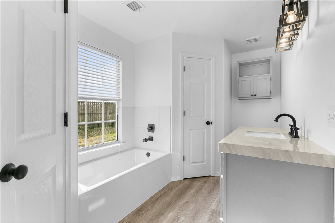 Highland Meadows Sub Ph Ii Lowell - Residential