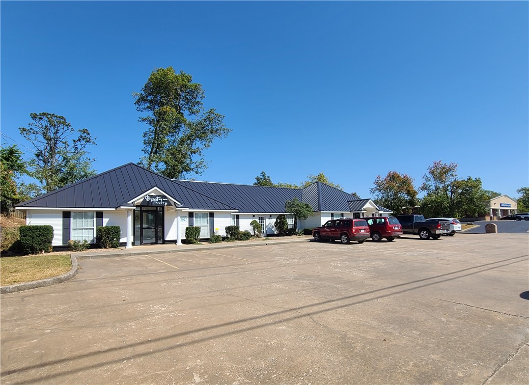 Valley West Sub Rogers - Commercial Lease