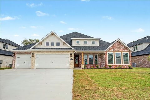 Photo of 1320 Josephine Drive, Centerton, AR 72719 (MLS # 1344307)