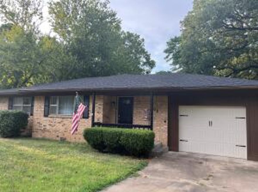 Immaculate 3 Bedroom Home that is almost like a New Home! Newer Roof, New Electrical and Plumbing fixtures, New Countertops. New Cabinets, New Vanities,Brand New Garage Door that can also be opened with phone app.Large Fenced in Back Yard.Covered Patio in the back.Close to all the conveniences Russellville has to offer.