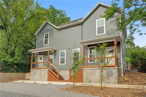 Photo of 576 S Willow Avenue 1 #1, Fayetteville, AR 72701 (MLS # 1354621)
