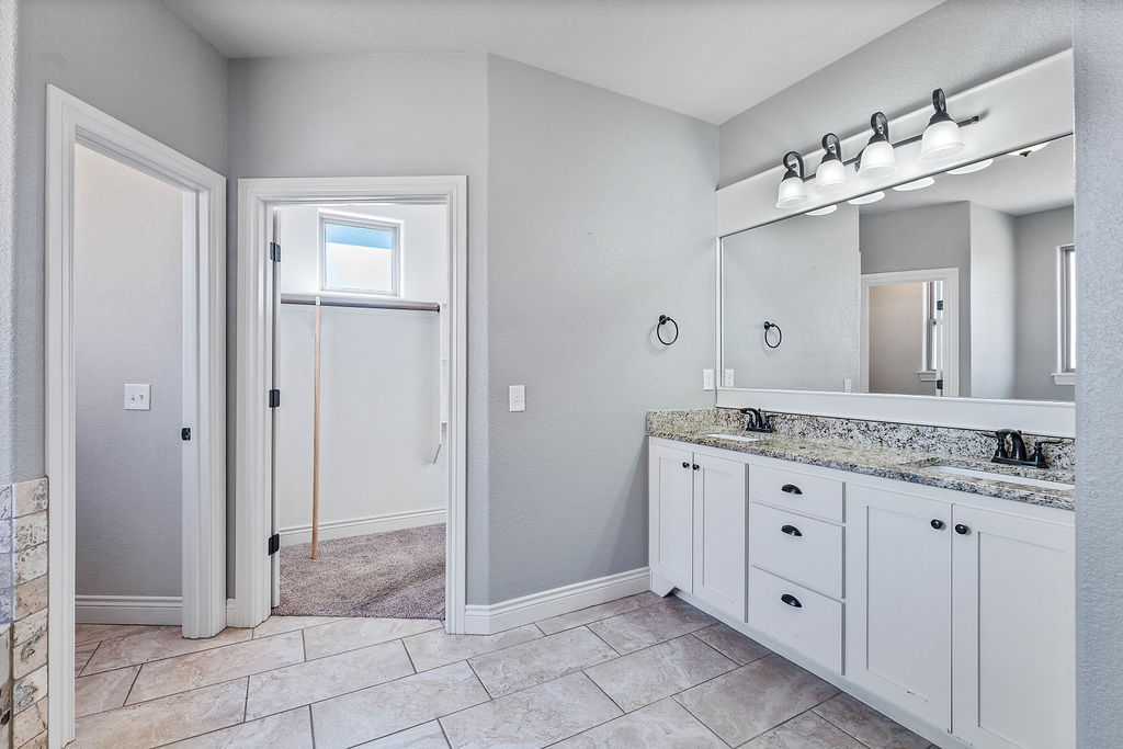 The Peaks at Turnberry - Residential