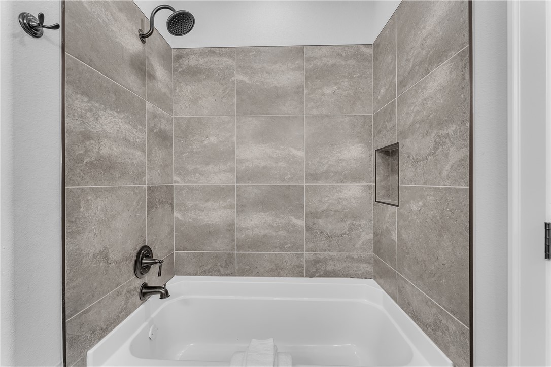 Cross Creek Sub Ph Iv Blk 2 & 3 Rogers - Residential