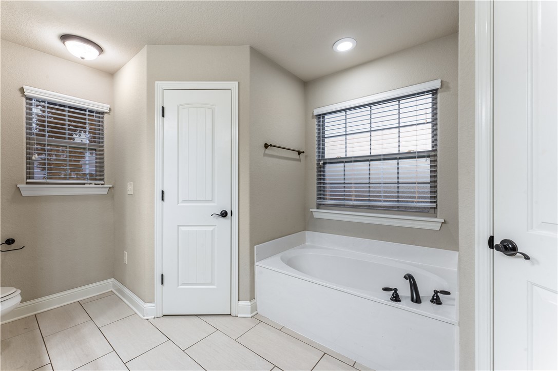 Deer Meadows Pea Ridge - Residential Lease