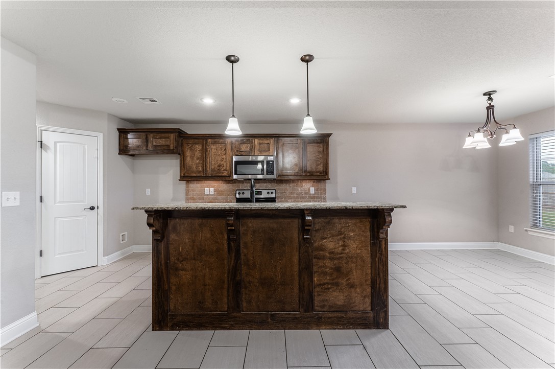 Deer Meadows Pea Ridge - Residential Lease
