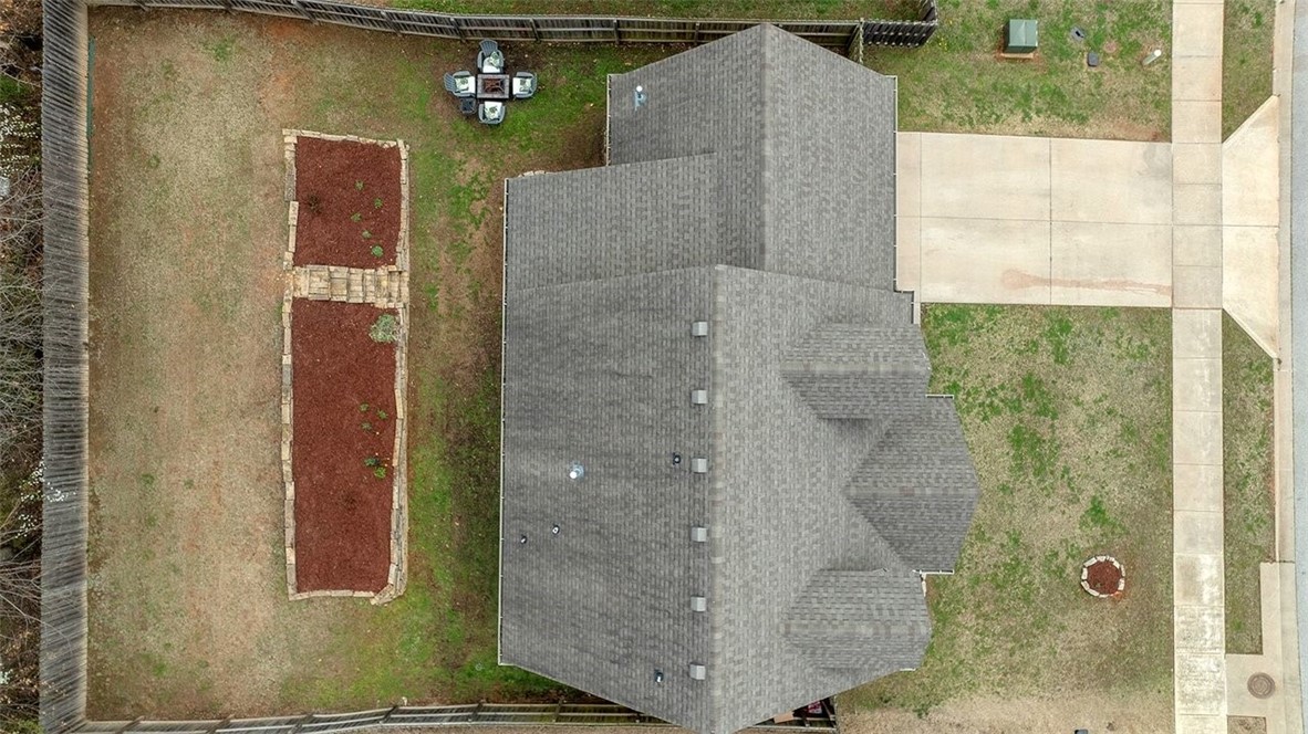 Chelsea Point II Rogers - Residential