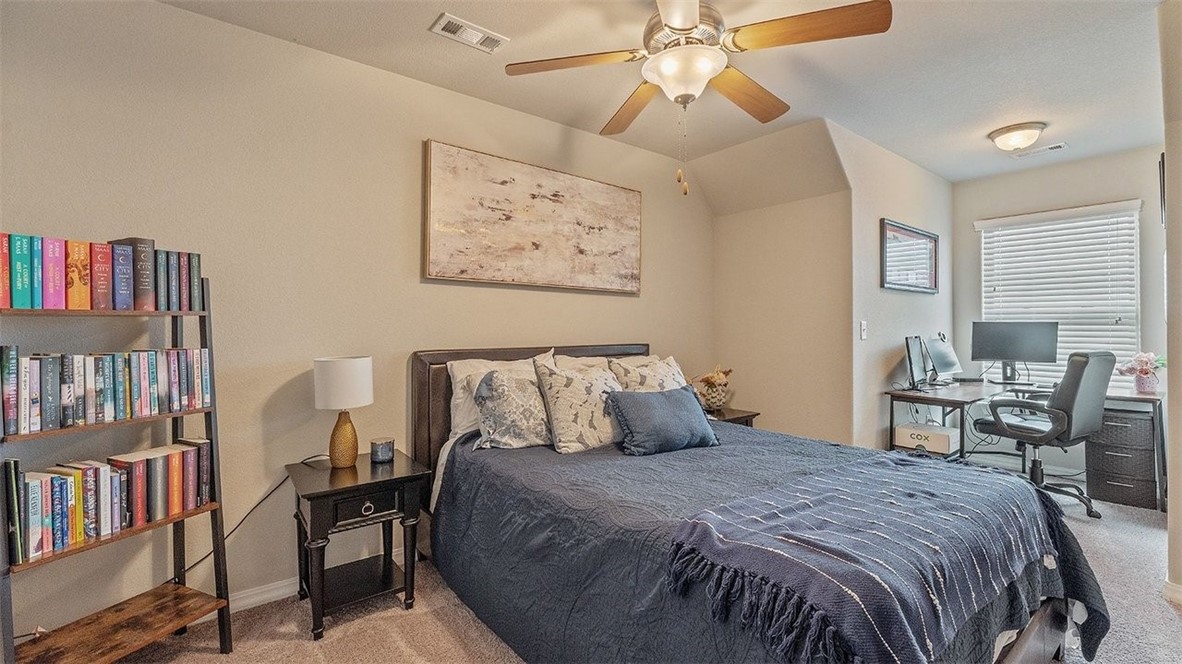 Chelsea Point II Rogers - Residential