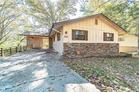 Photo of 30 Hope Drive, Bella Vista, AR 72715 (MLS # 1362383)