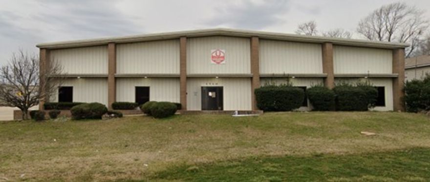 Hard to find warehouse space in Springdale, AR.  Property is zoned I-1 with three phase electric, five dock doors and one drive in door.