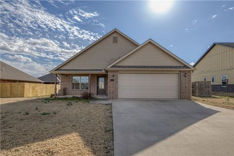 709 NW 64th Street Bentonville AR 72713