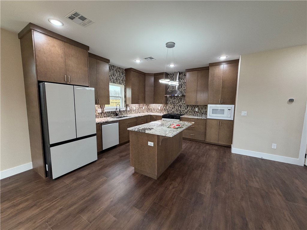 Hackberry Woods Sub - Residential