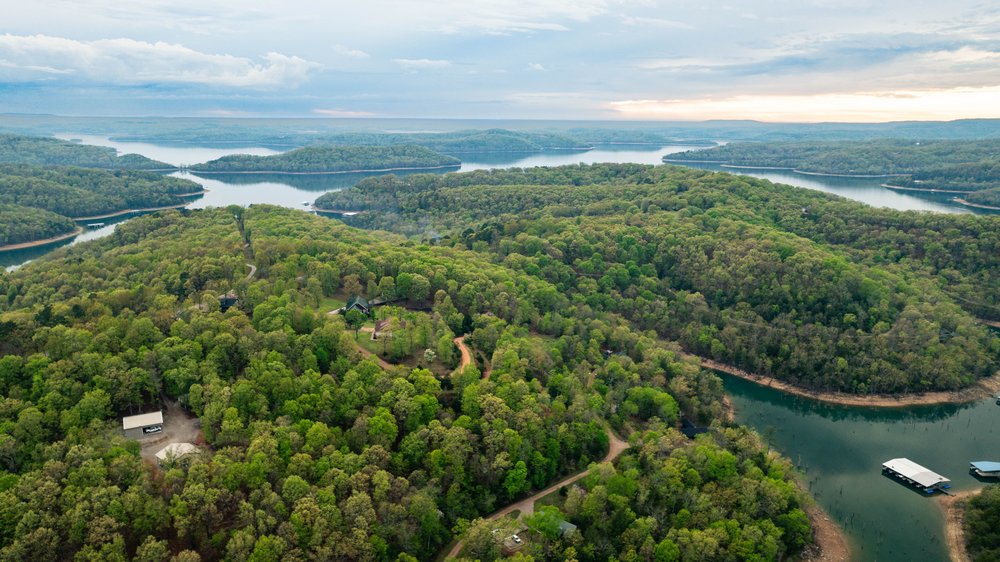 La Bonne Vie Revised - Land