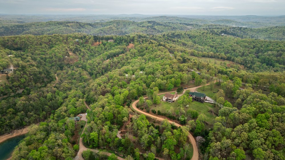 La Bonne Vie Revised - Land