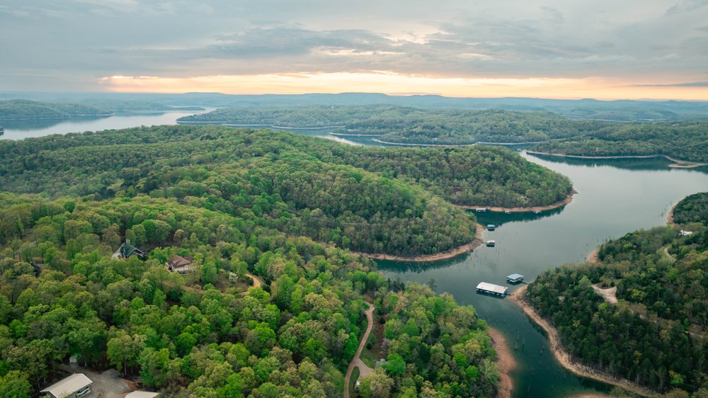 La Bonne Vie Revised - Land