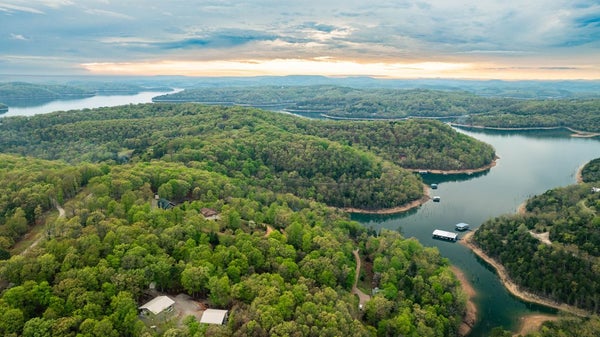 36 COUNTY RD 1526, EUREKA SPRINGS, AR 72632 - Image d15d1f11d47ee5baeb40fca1e20c7b07/3616236830