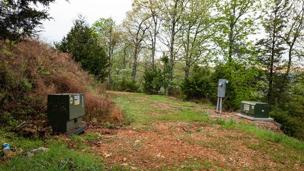 La Bonne Vie Revised - Land