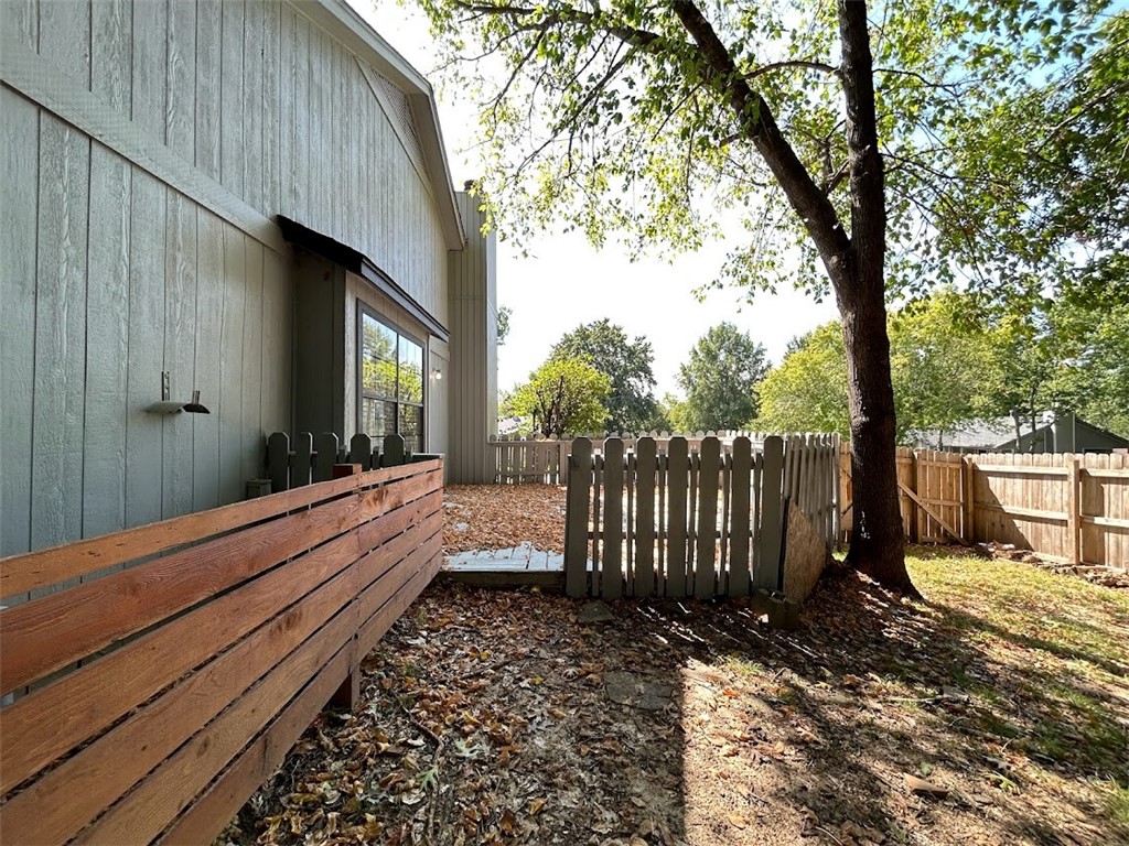 Brookhollow - Residential Lease