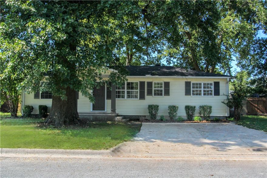 Step into charm and comfort with this beautifully remodeled 3-bedroom, 1-bath home in the heart of Springdale. Featuring an open concept layout, a brand new roof installed in 2025, a stylish kitchen with granite countertops and stainless steel appliances, and a fully updated bathroom, this home is truly move-in ready.
The refinished hardwood floors and new luxury vinyl flooring in the kitchen and bath create the perfect blend of character and modern convenience. Fresh paint, new trim, and a bright sunroom fill the home with warmth and light. Whether you’re enjoying cozy nights in or entertaining with ease, this home has everything you need.