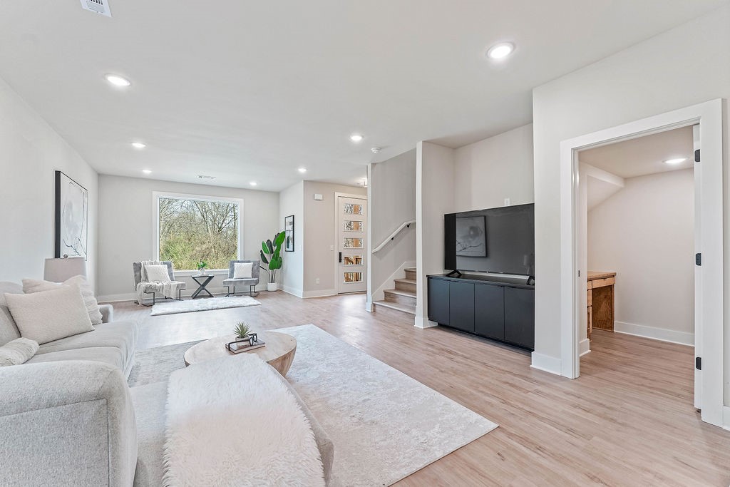 Happy Hollow Add - Residential