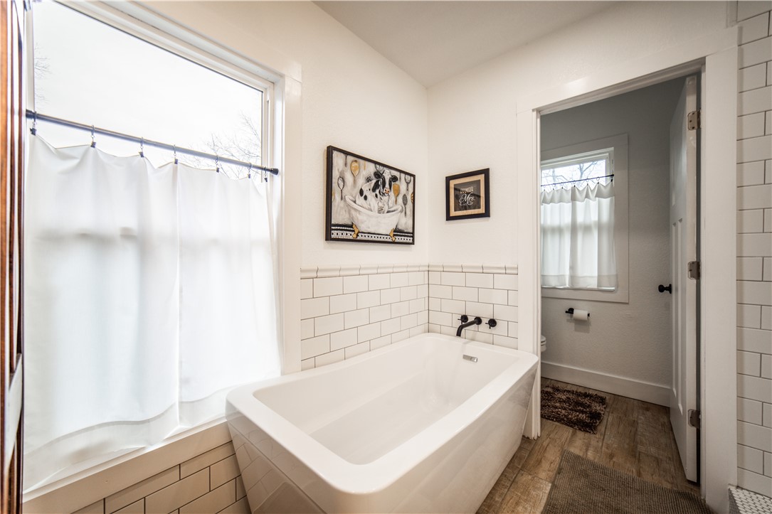 Beauchamps Add Siloam Spgs - Residential